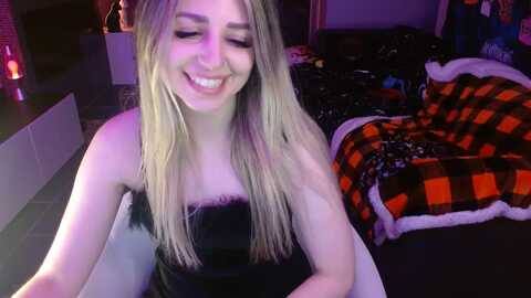 serafina @ myfreecams on 20231029