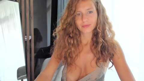 sweetangell18 @ myfreecams on 20231029