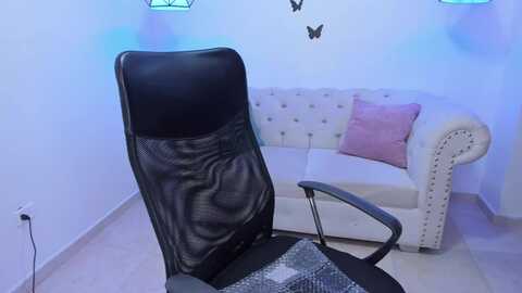 alessia_glow @ myfreecams on 20231030