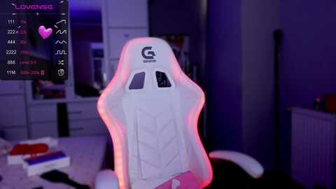 aliciarey @ myfreecams on 20231030