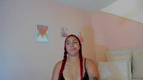 giaelliot @ myfreecams on 20231030