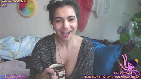 hairysafaeri @ myfreecams on 20231030