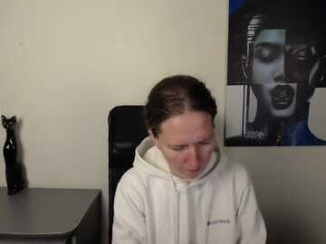 marlinka @ myfreecams on 20231030