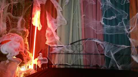 milajoulie @ myfreecams on 20231030