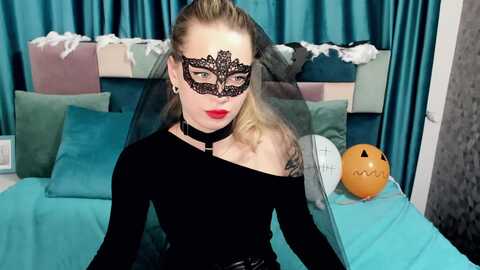 miramauer @ myfreecams on 20231030