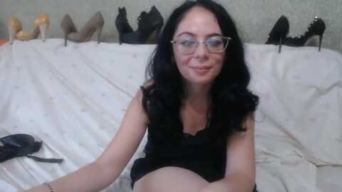 misskennya @ myfreecams on 20231030