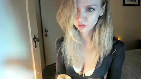 muffinmoon @ myfreecams on 20231030