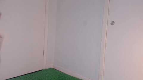 naomidee @ myfreecams on 20231030