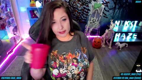 nikki_haze @ myfreecams on 20231030