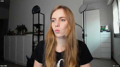 personage @ myfreecams on 20231030