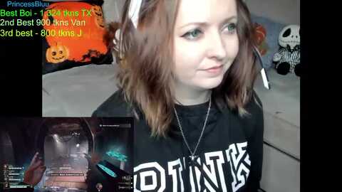 princessbluu @ myfreecams on 20231030