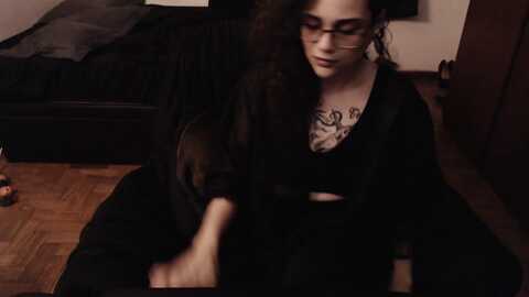 satanna @ myfreecams on 20231030