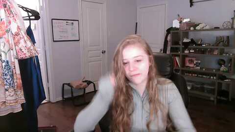 bunnydathug @ myfreecams on 20231031