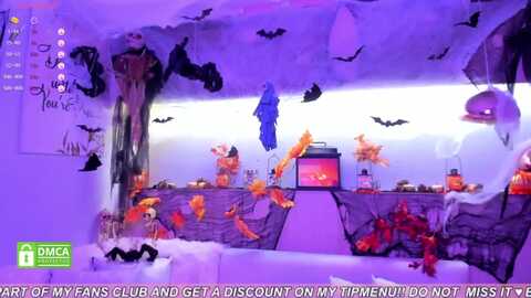 chaneladams_ @ myfreecams on 20231031