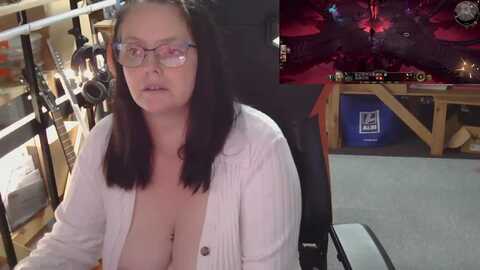 harriett55 @ myfreecams on 20231031