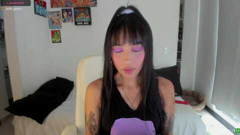 jade7777 @ myfreecams on 20231031