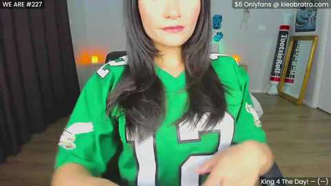 kleobratra @ myfreecams on 20231031