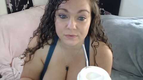 kylie_mcfly @ myfreecams on 20231031