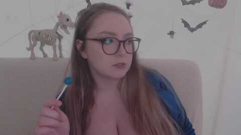 libbyxdoe @ myfreecams on 20231031