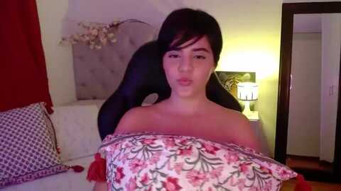 miacollins1x @ myfreecams on 20231031