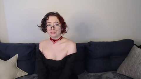 mini_diva @ myfreecams on 20231031