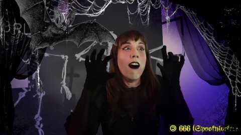 minniemoralia @ myfreecams on 20231031