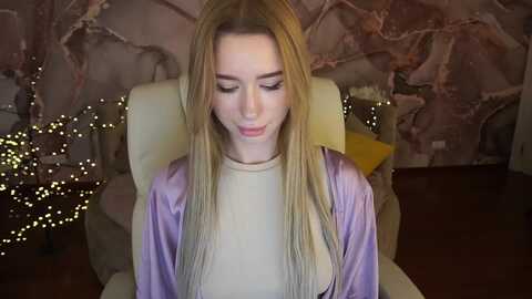 neondemonis @ myfreecams on 20231031