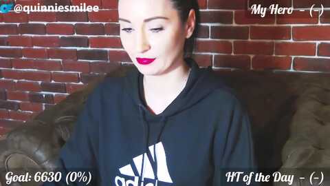 quinniesmile @ myfreecams on 20231031