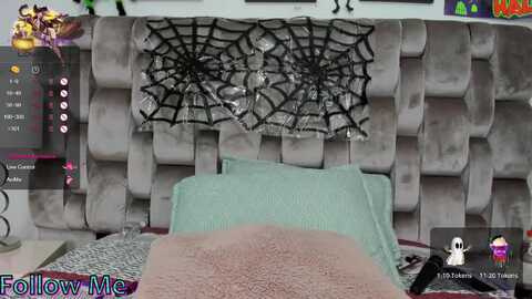 victoriahils @ myfreecams on 20231031