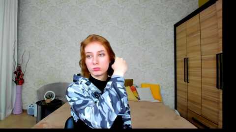 julissweet @ myfreecams on 20231101