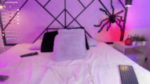 maramartinez @ myfreecams on 20231101