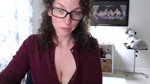 sarah_stark @ myfreecams on 20231101