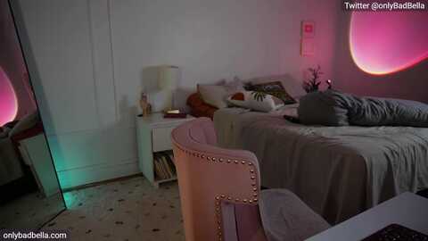 badbella @ myfreecams on 20231102