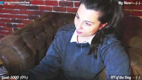 quinniesmile @ myfreecams on 20231102