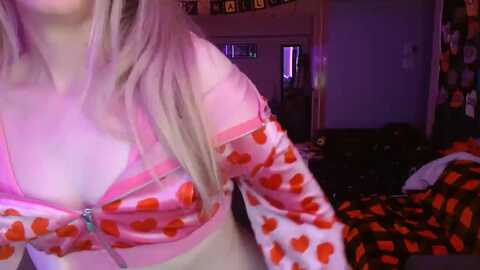 serafina @ myfreecams on 20231102