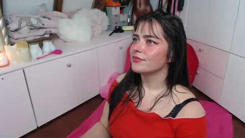 tinacastalia @ myfreecams on 20231102