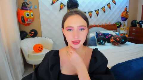 wittybunnyy @ myfreecams on 20231102