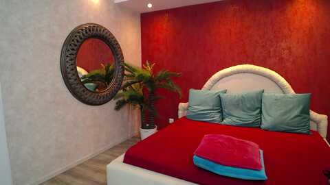 amenavans @ myfreecams on 20231103