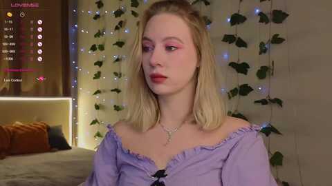 april_bb @ myfreecams on 20231103