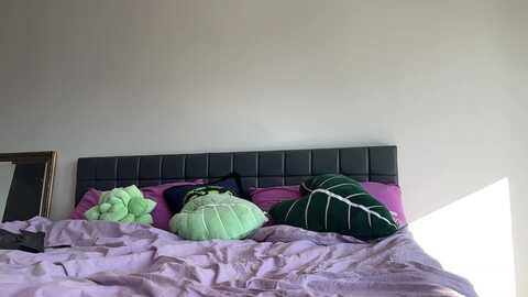 bostonxiii @ myfreecams on 20231103