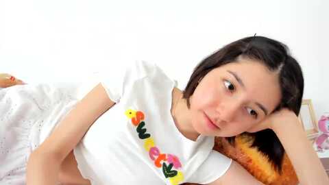 cherrycute666 @ myfreecams on 20231103