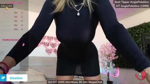 gymgirl_ @ myfreecams on 20231103