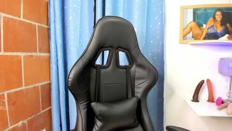 maryalelove @ myfreecams on 20231103