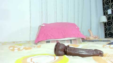 sophye_larson @ myfreecams on 20231103