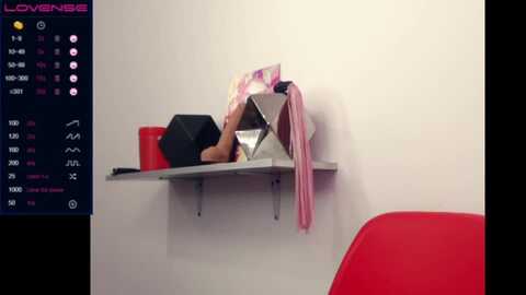 babyblondie99 @ myfreecams on 20231104