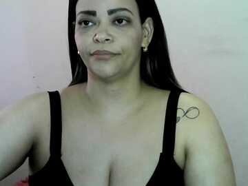 deborahsweet1 @ myfreecams on 20231104