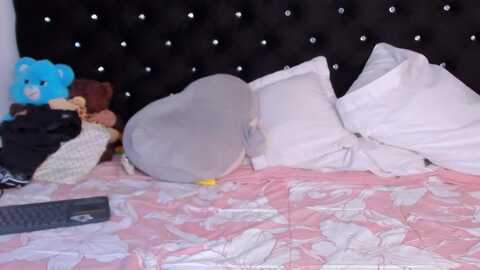 ebonygolds @ myfreecams on 20231104