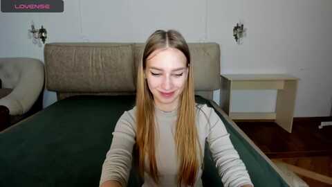 frenchfry @ myfreecams on 20231104