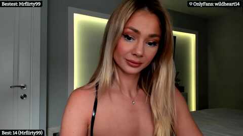 yveline @ myfreecams on 20231104
