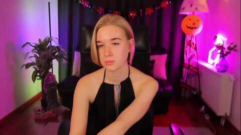 abby__love @ myfreecams on 20231105